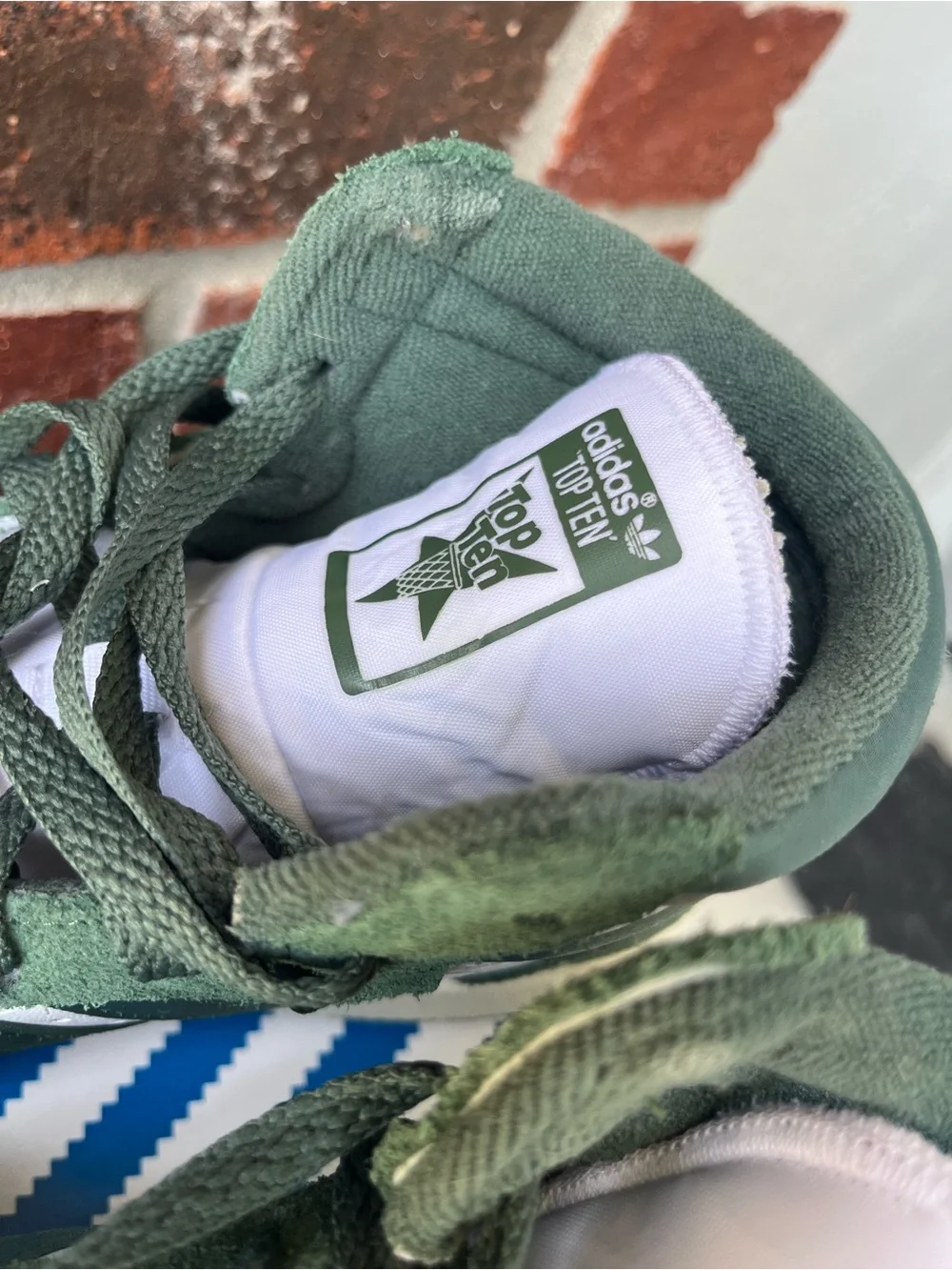adidas Top Ten High-Top Sneakers in Green and White with Gold Dubrae